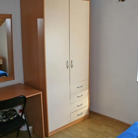 Antonija Apartman *